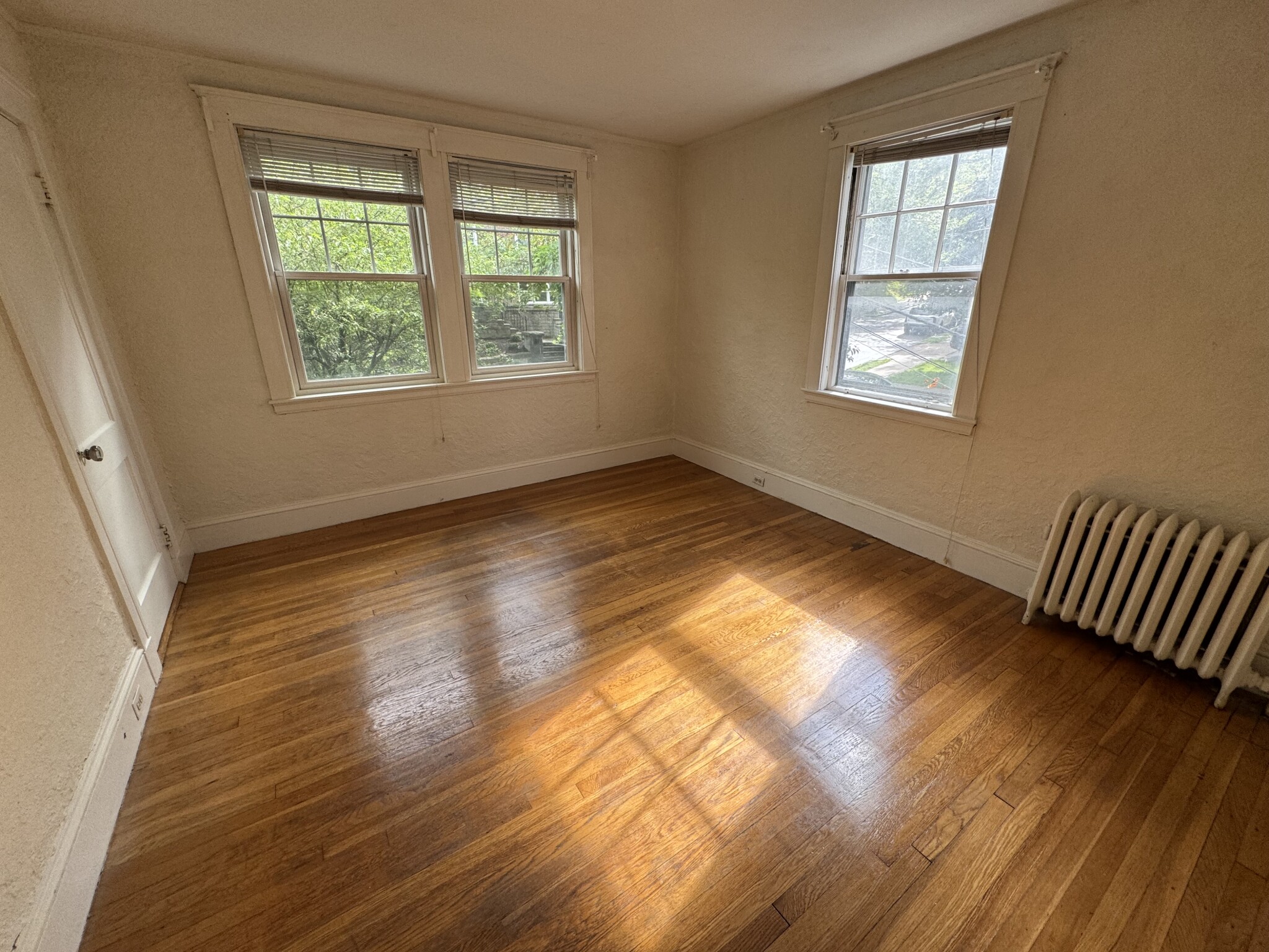 79 Winthrop Rd, Washington Square