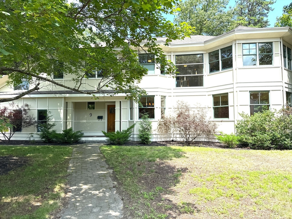 9 Sunny Knoll Terrance, Lexington