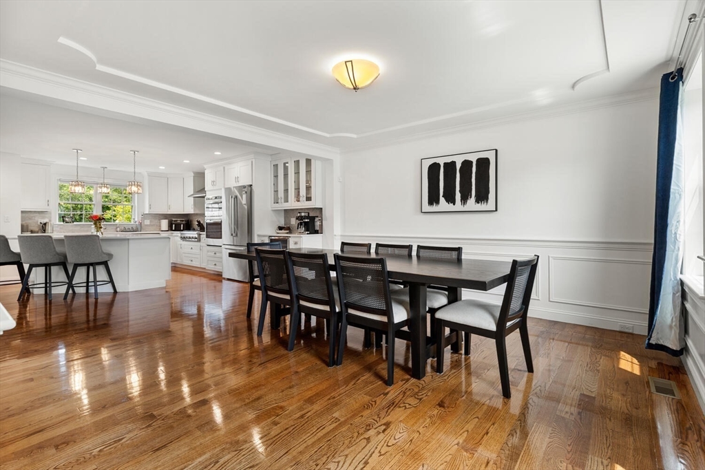 10 Carol Ave, Burlington