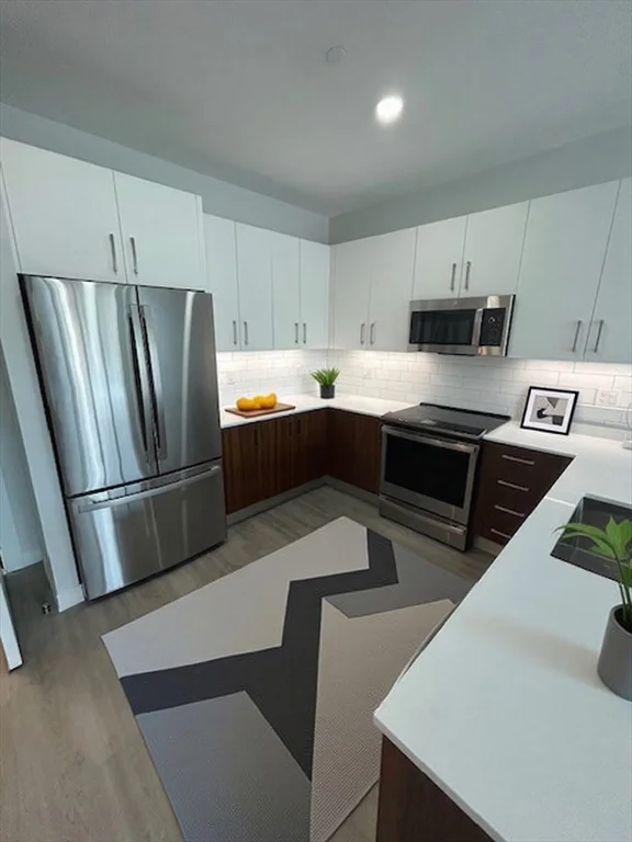 148 Old Post Rd, Sharon