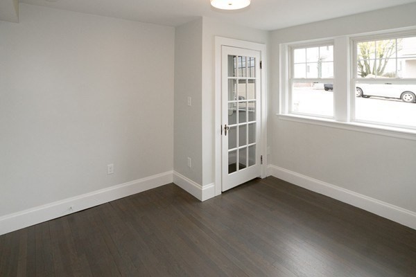 92 Ocean Ave, Swampscott