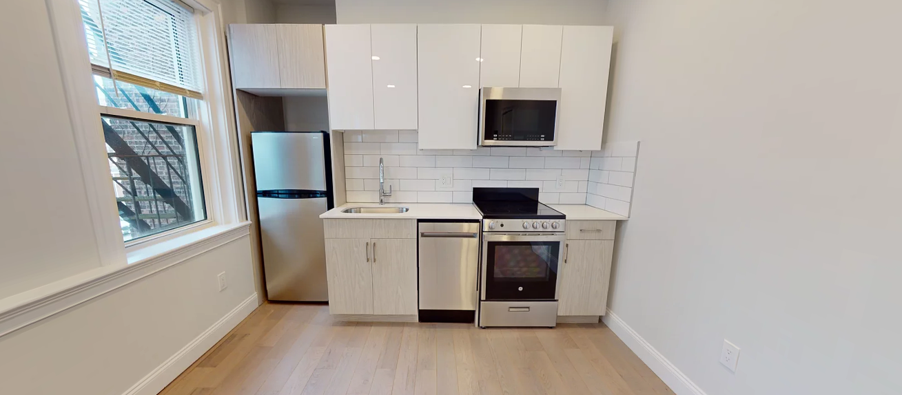 120 Peterborough St, Fenway