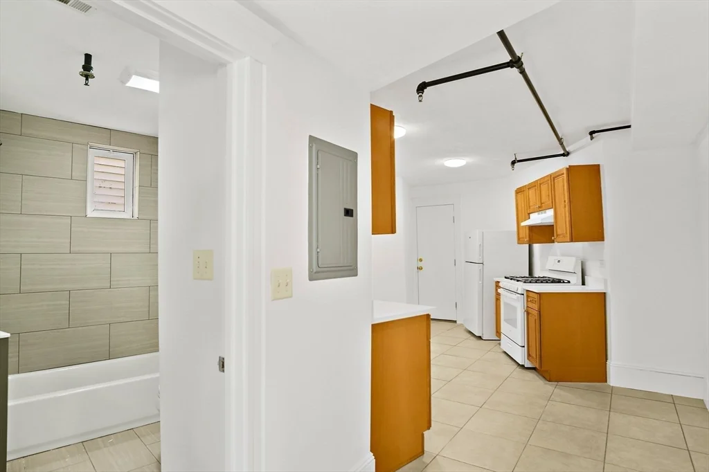 2 Walnut, Dorchester