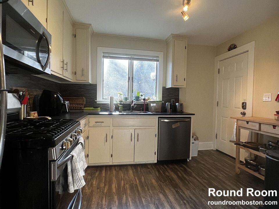 24 Ridgemont St, Allston