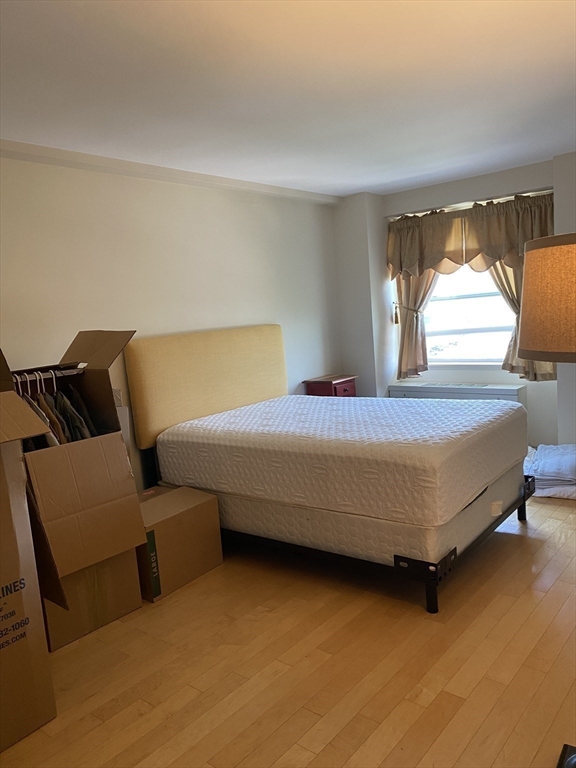 1600 Beacon St, Corey Hill