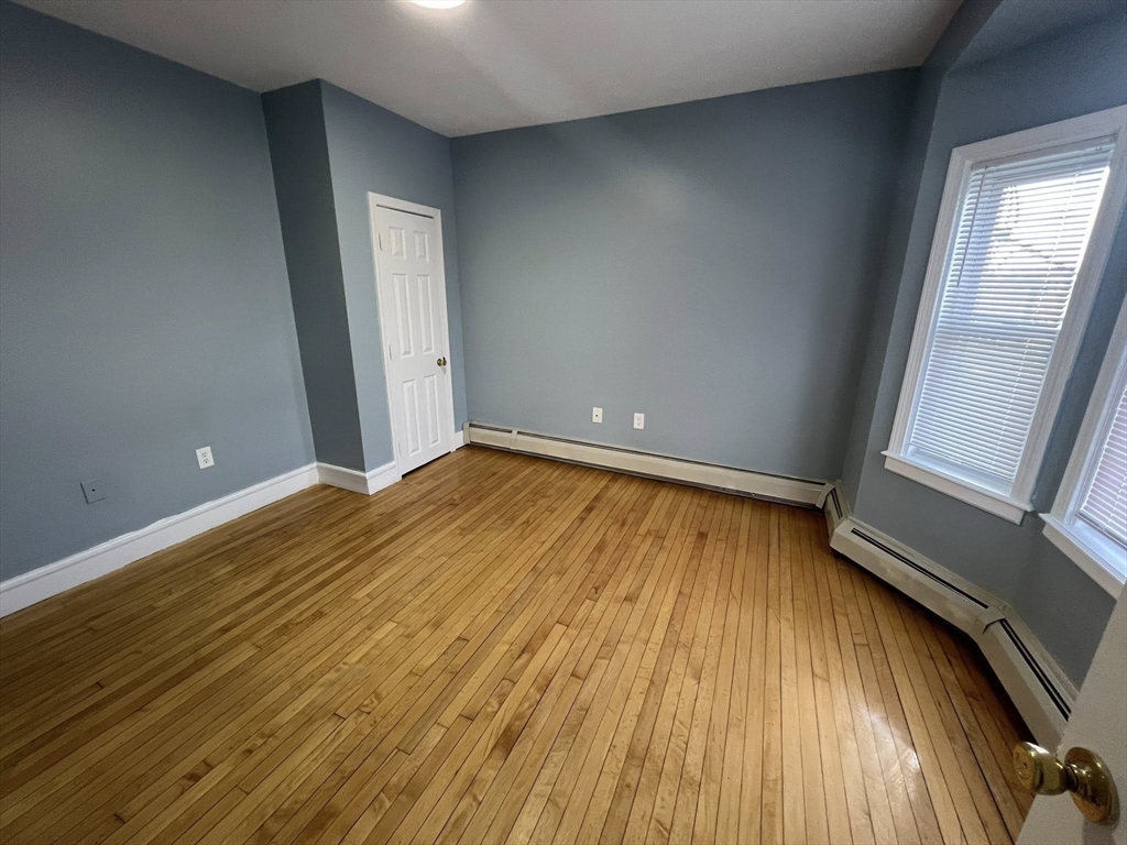 4-6 Greendale Rd, Boston