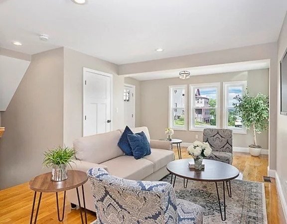 68 Edward St, Medford