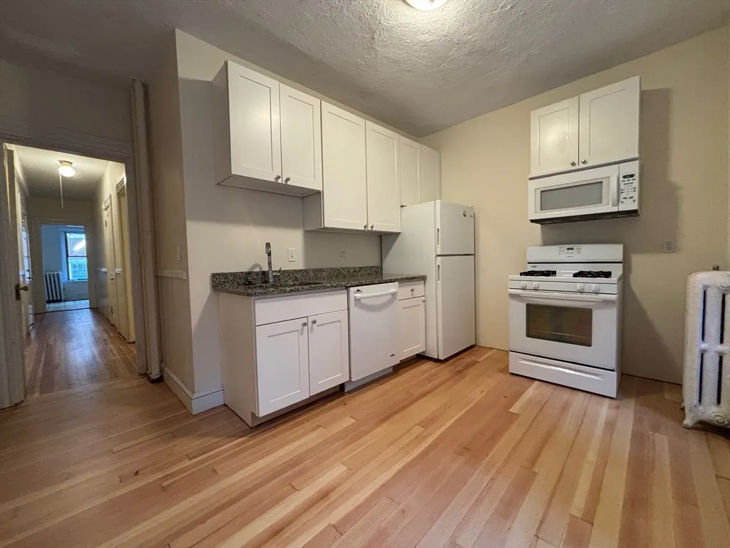 55 Joy St, Beacon Hill