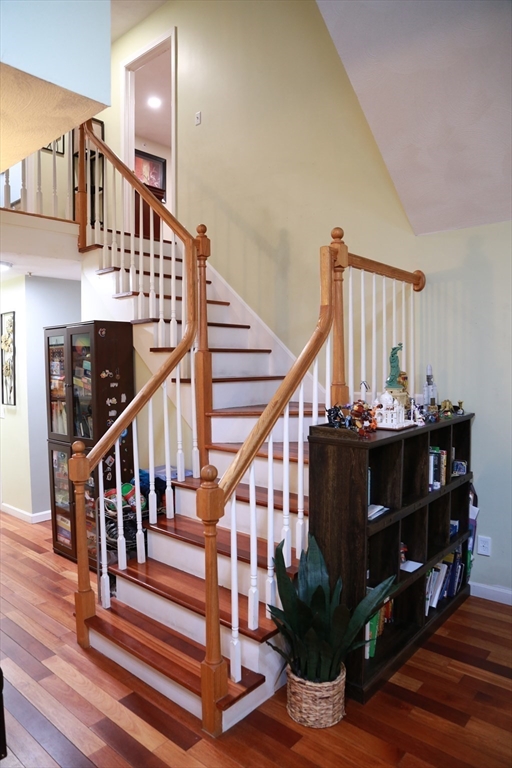 45 Winterberry Way, Bedford