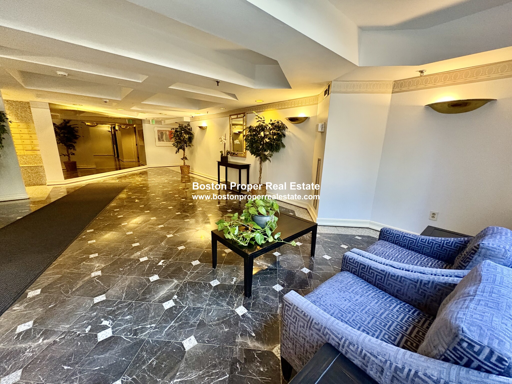 1933 Commonwealth Ave, Brighton