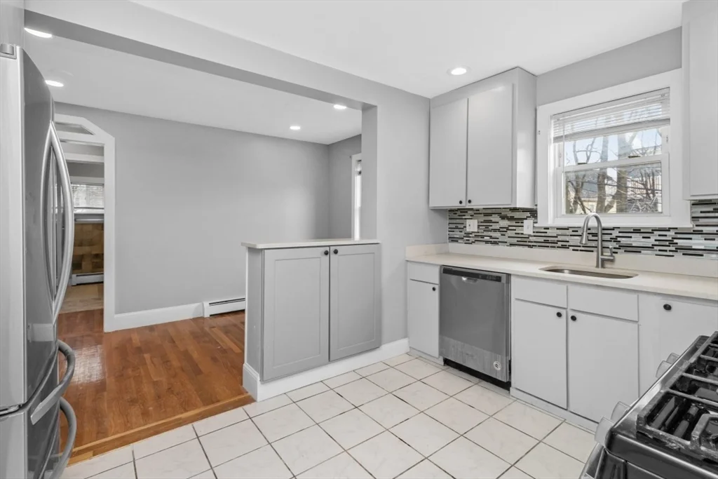 66R Stanley St, Dorchester