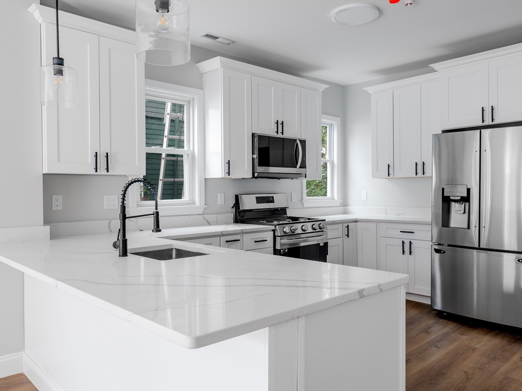 22 Madison Ave, North Cambridge