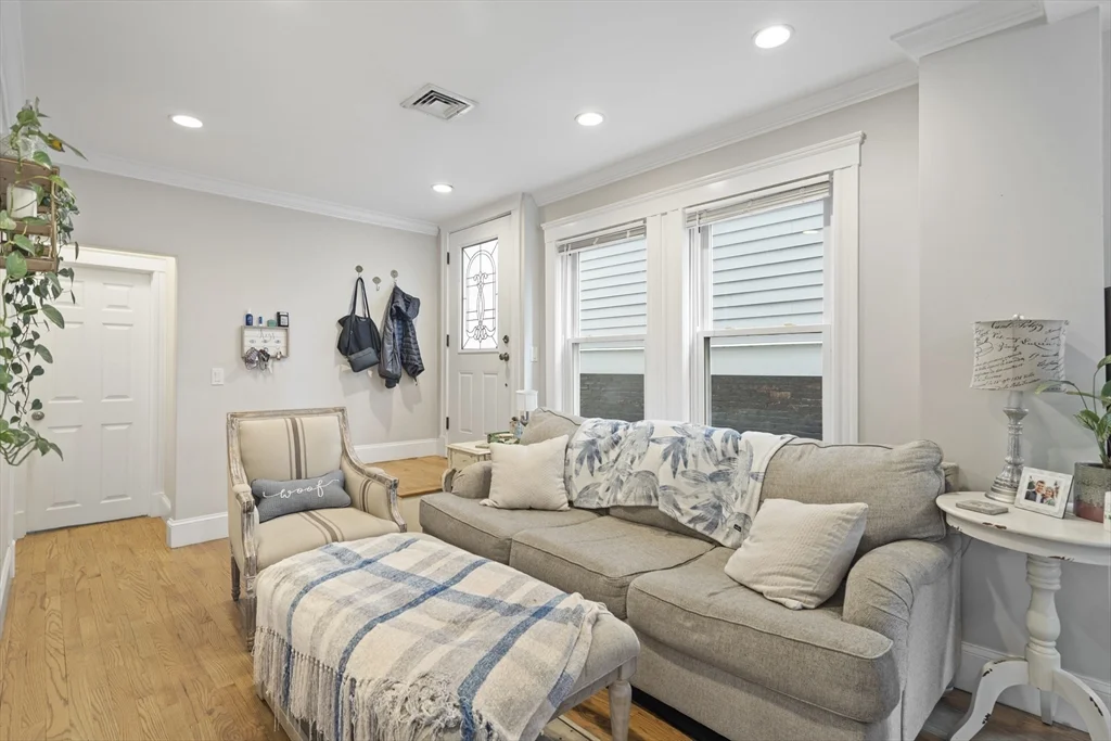 521 E 5th St, South Boston