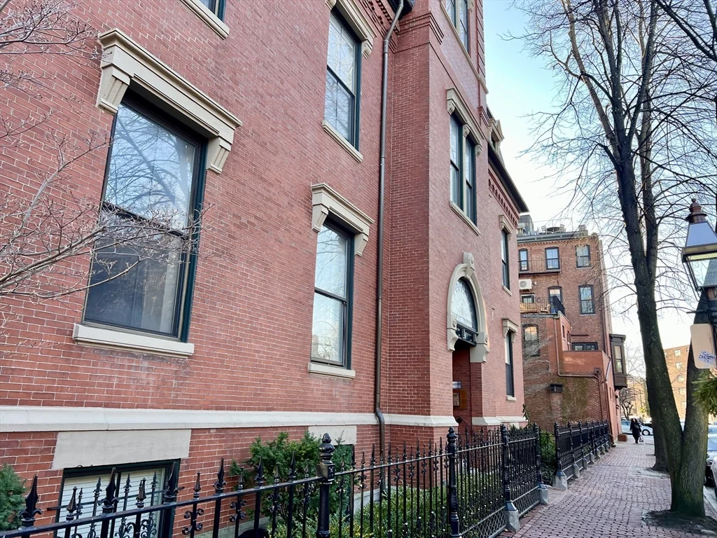 150 Appleton St, South End