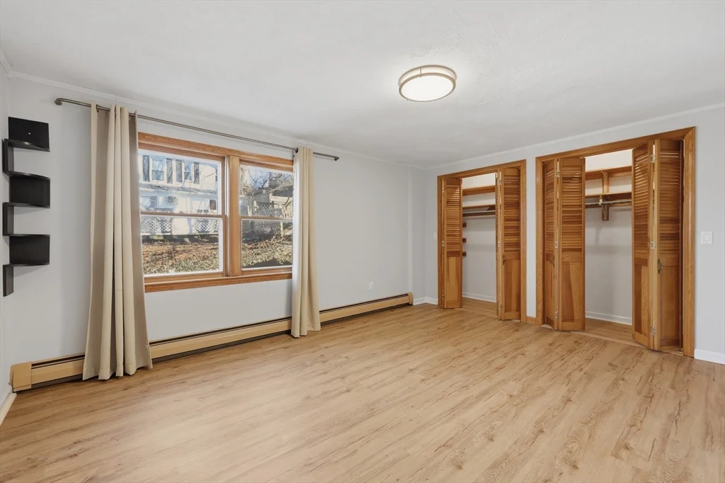 586 Franklin St, Worcester