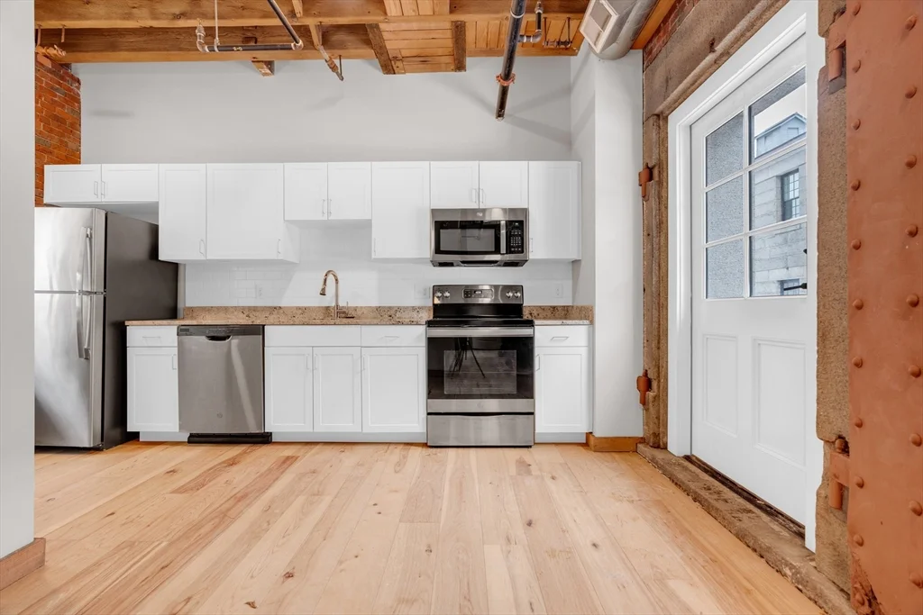 58 13th St, Charlestown