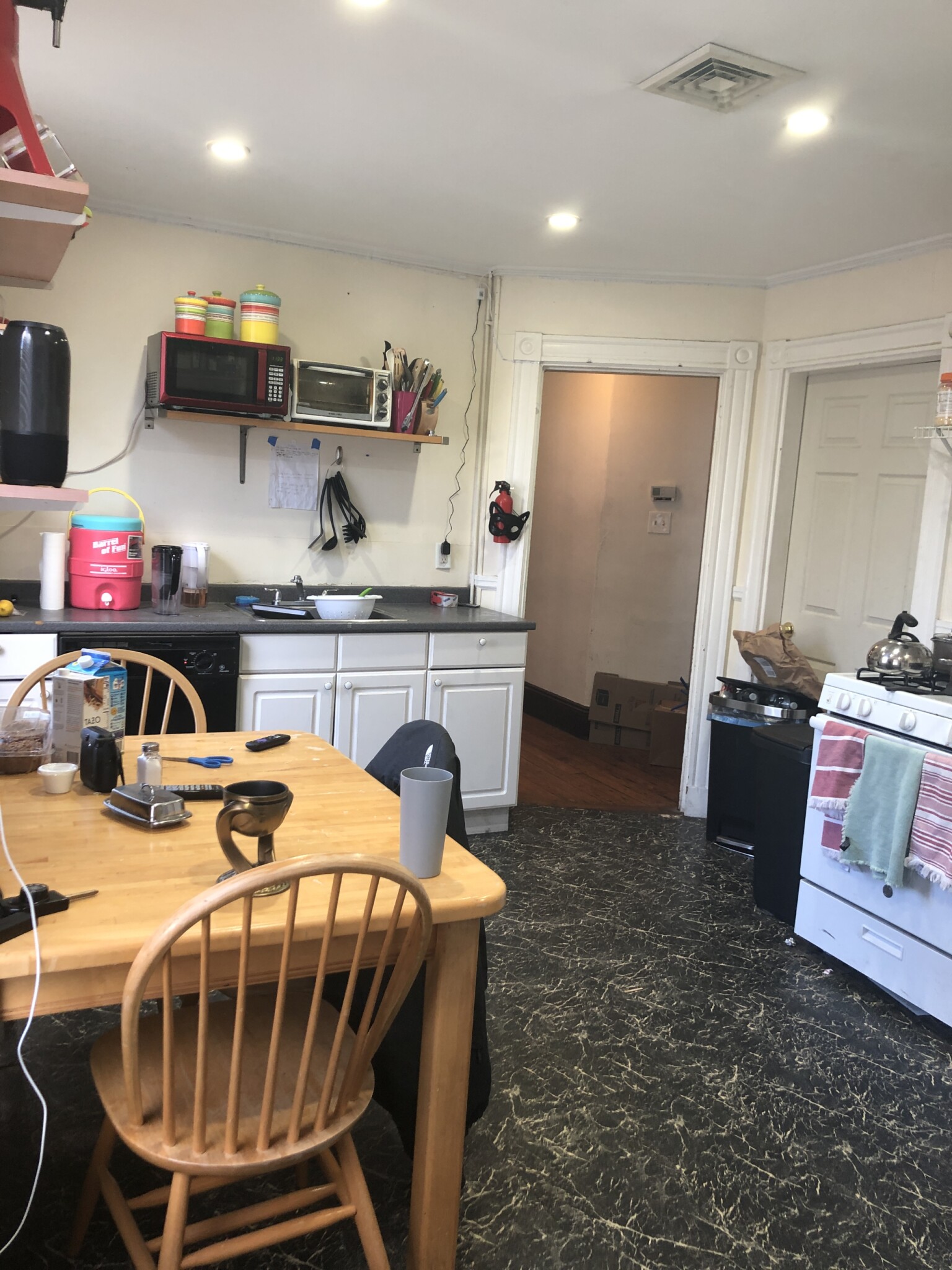 38 Cherokee St, Mission Hill