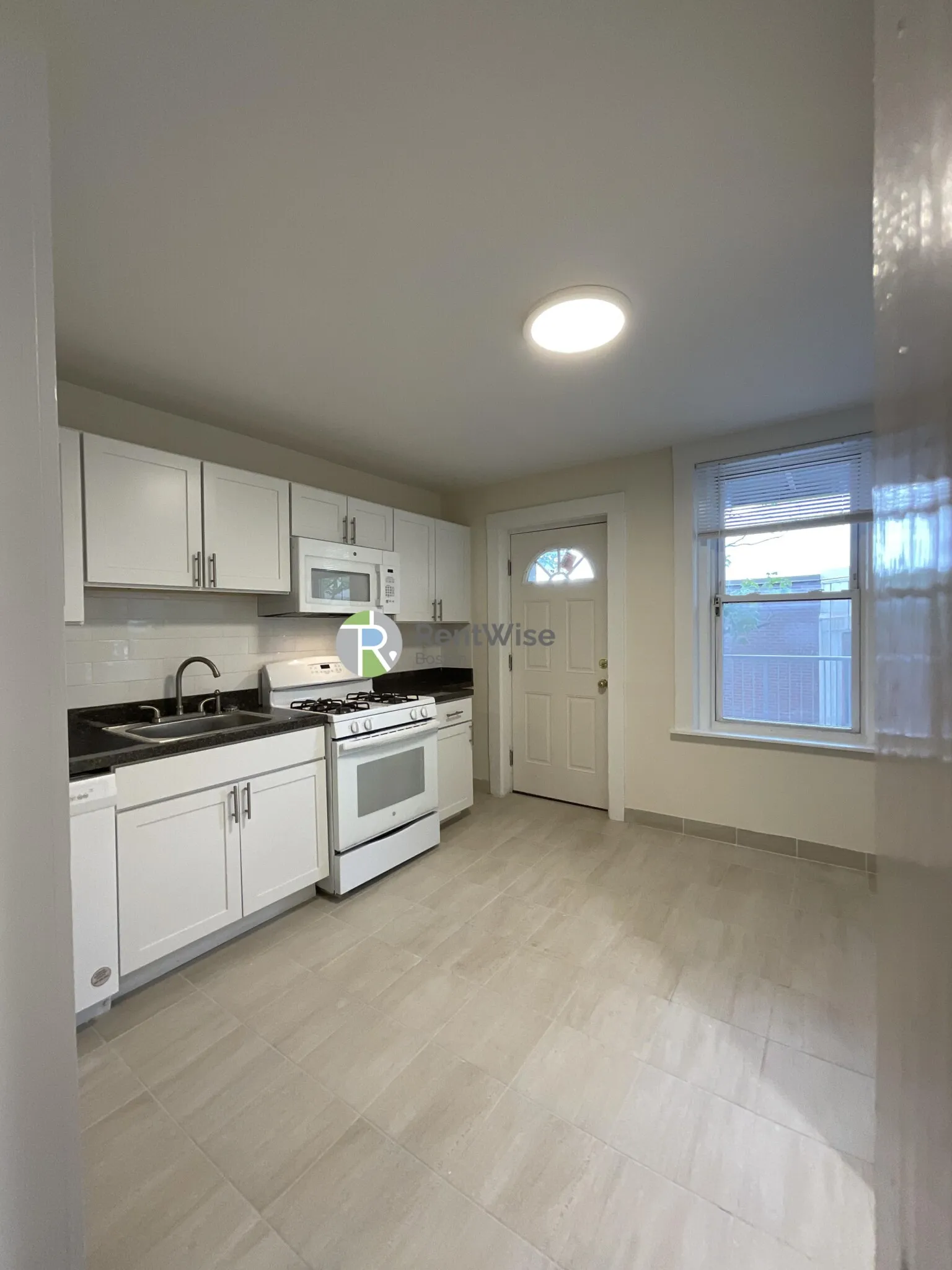 6 Barrows St, Allston