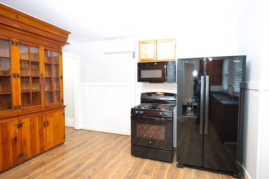 11 Pond St, Weymouth