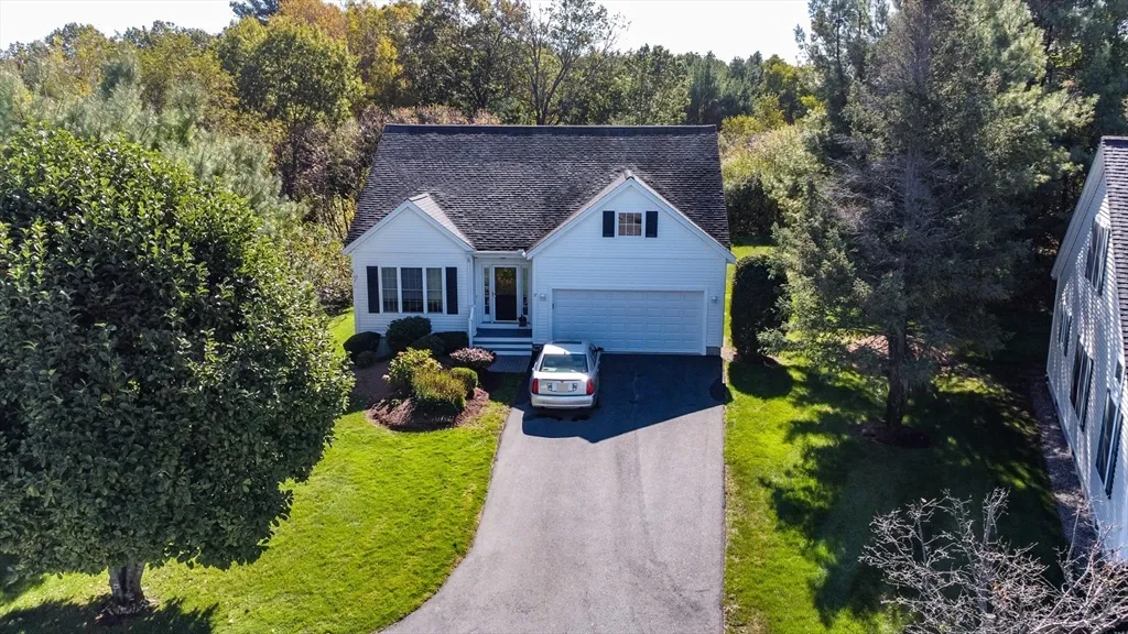 37 Augusta Way, Chelmsford