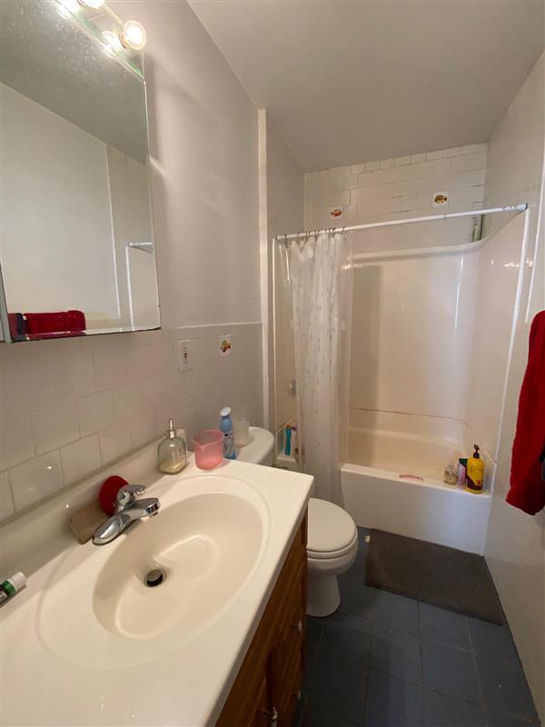 11 Cameron Ave, Teele Square