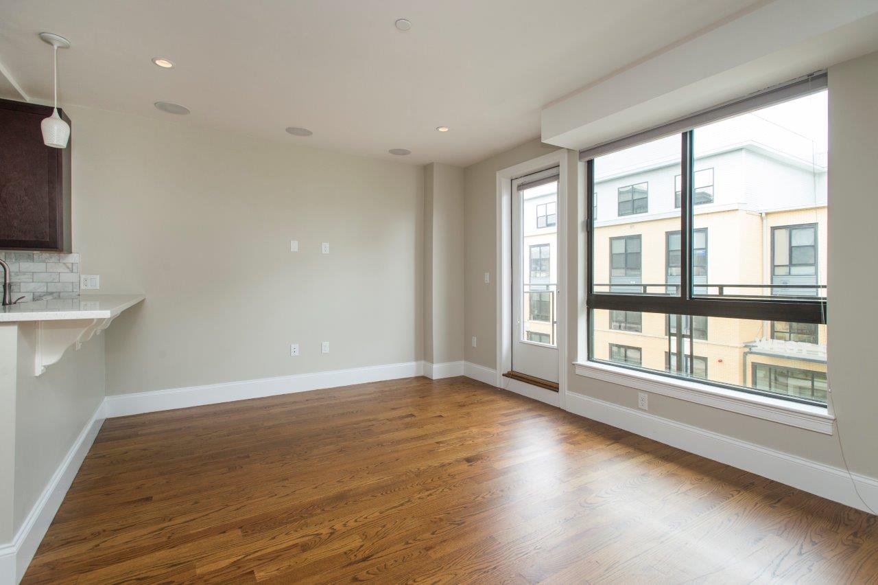 339 D St, South Boston