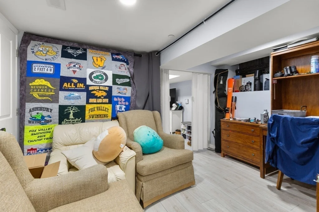 32 Cameron Ave, Teele Square