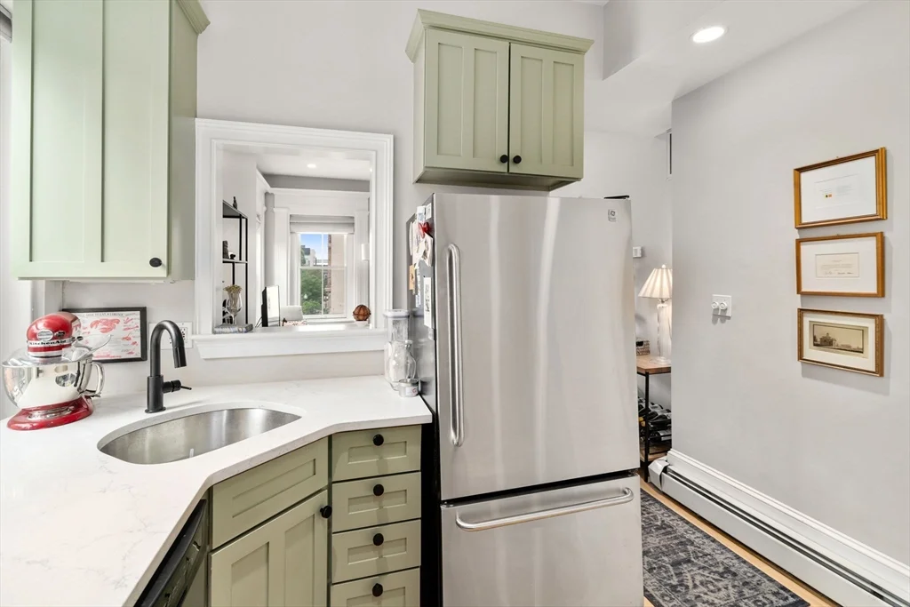 437 Shawmut Ave, South End