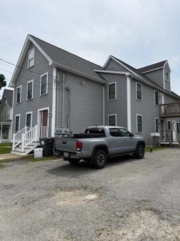 23 Grove St, Ayer