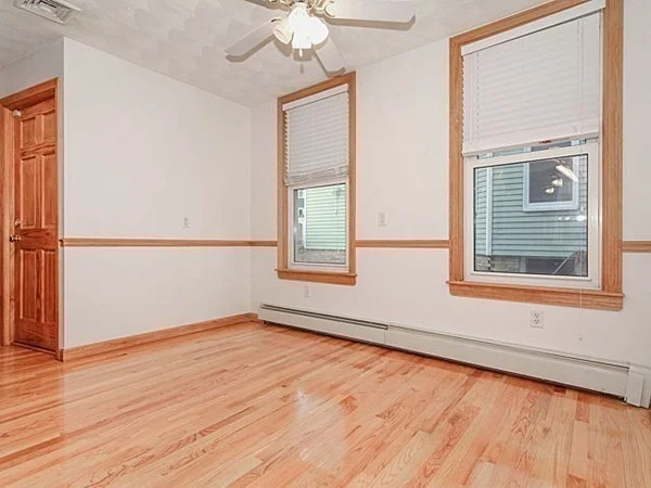 24 Burnside Ave, Spring Hill