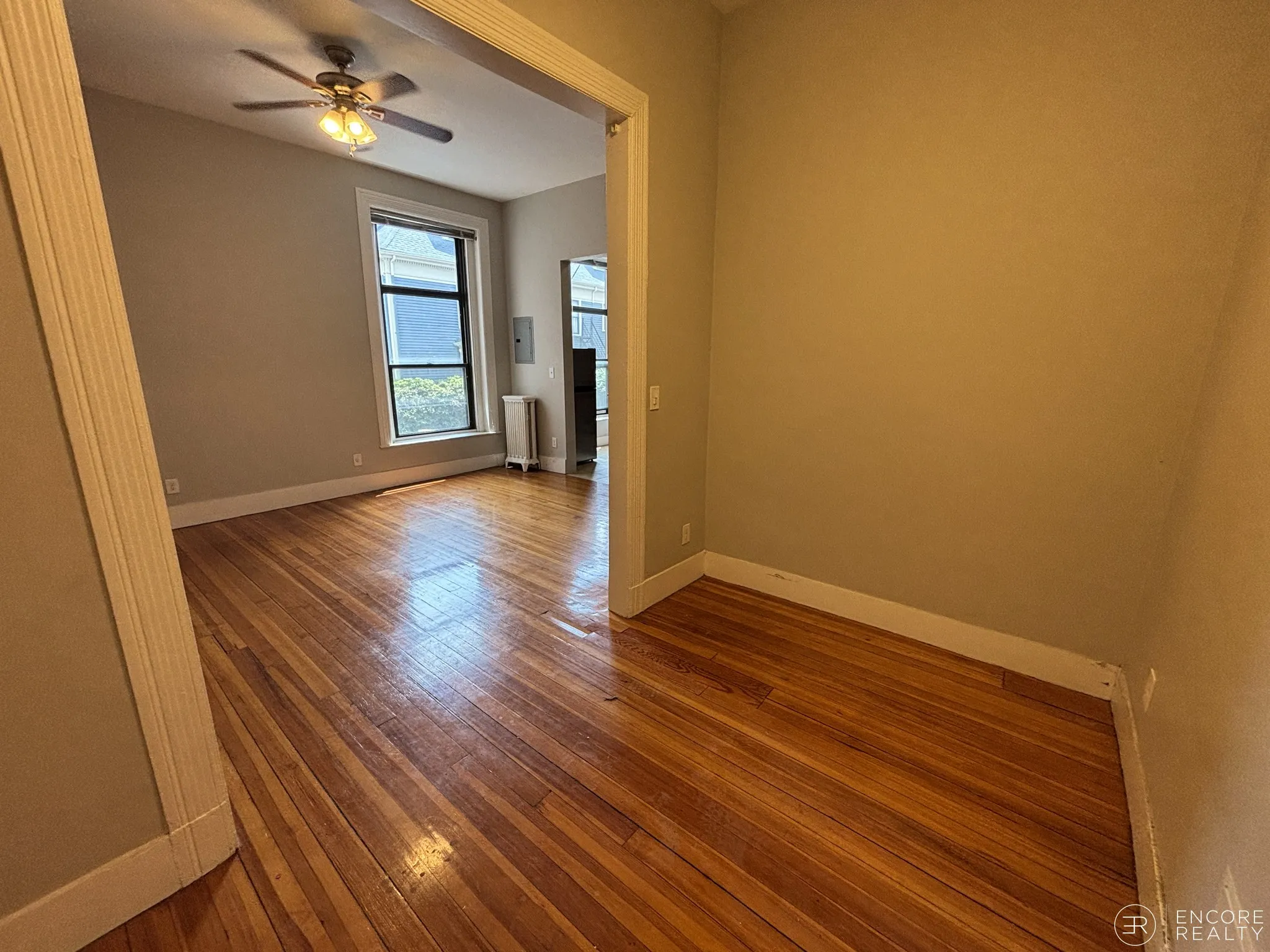 9 Sewall Ave, Coolidge Corner