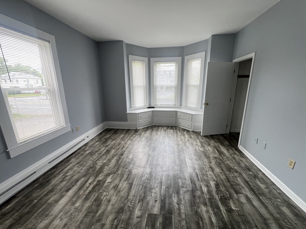 28 Pond St, Weymouth