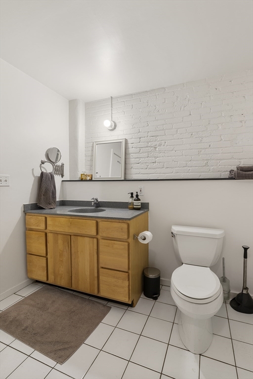 717 Atlantic Ave, Leather District