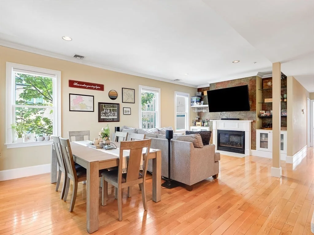 201 K St, South Boston