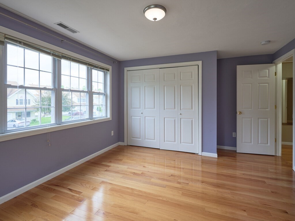 9 Angela Rose Ln, Worcester