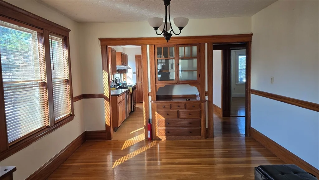 80 Russell St, Atlantic