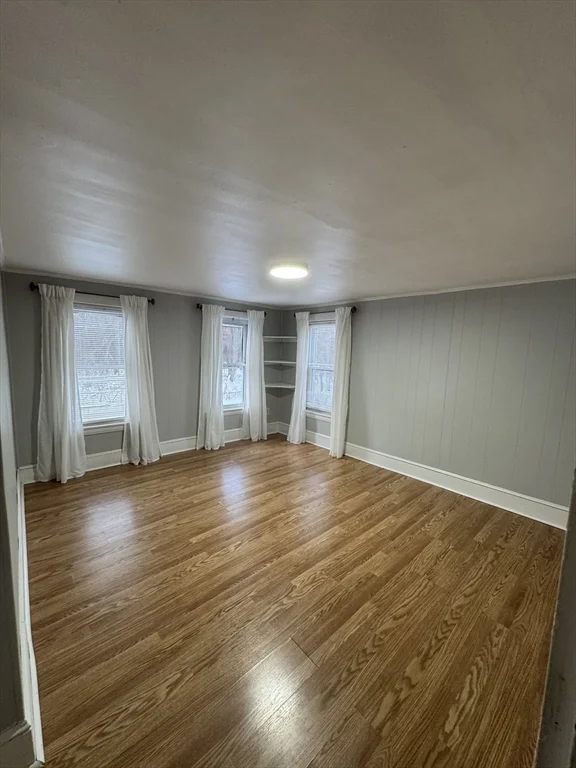 75 Packard St, North Stoughton