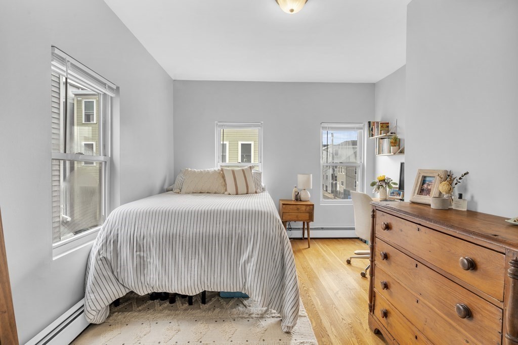 180 W 8th, South Boston