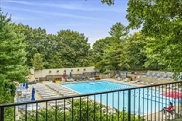 44 Washington St, Brookline Village