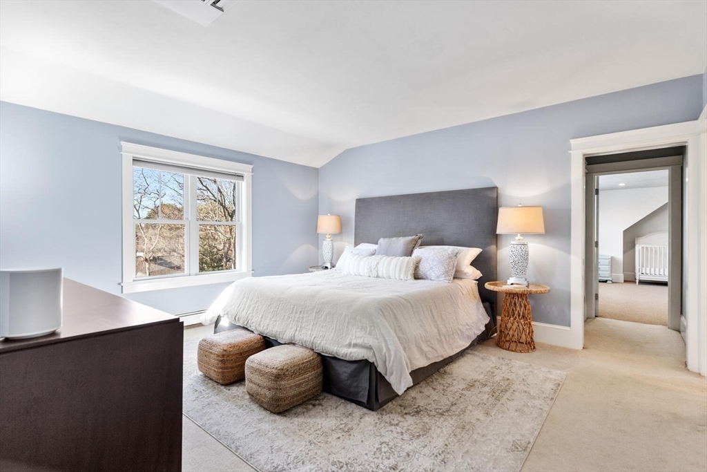 110 Clamshell Cove Rd, Cotuit