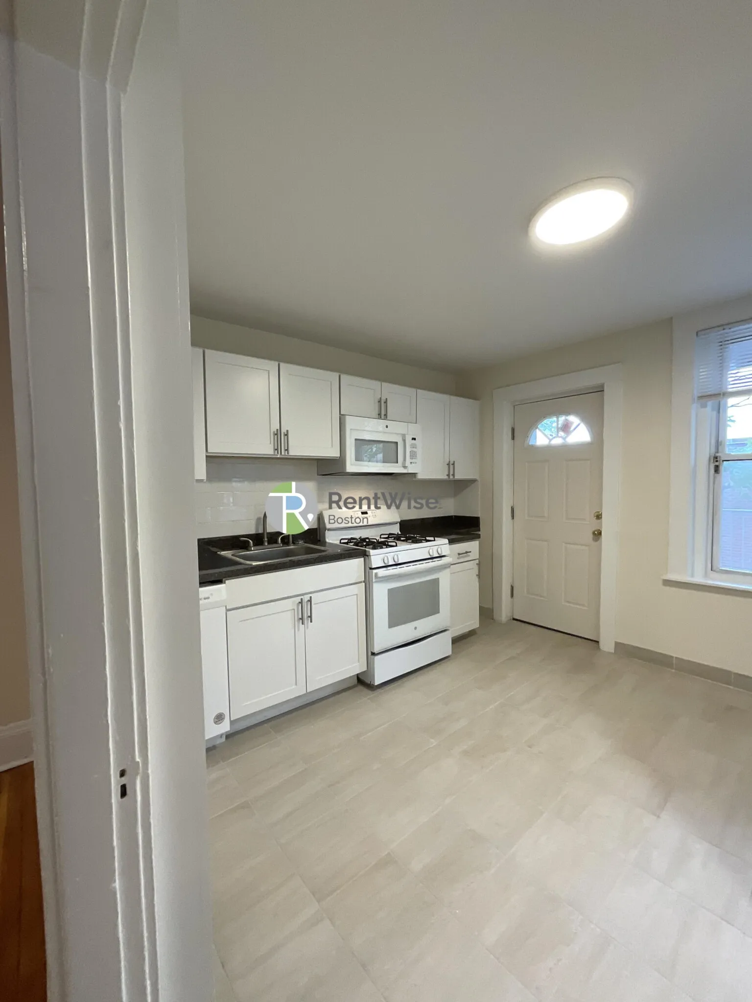 6 Barrows St, Allston