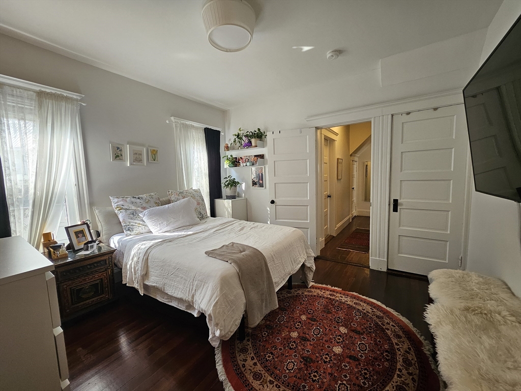 66 Court St, Newtonville