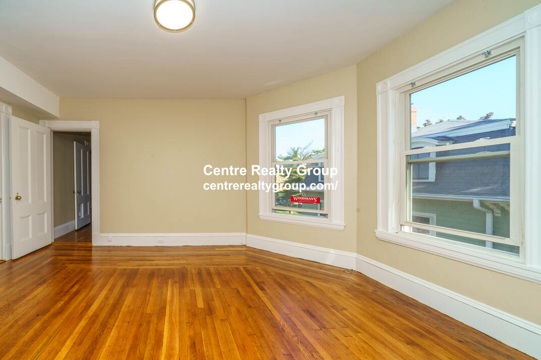 1590 Cambridge St, Harvard Square