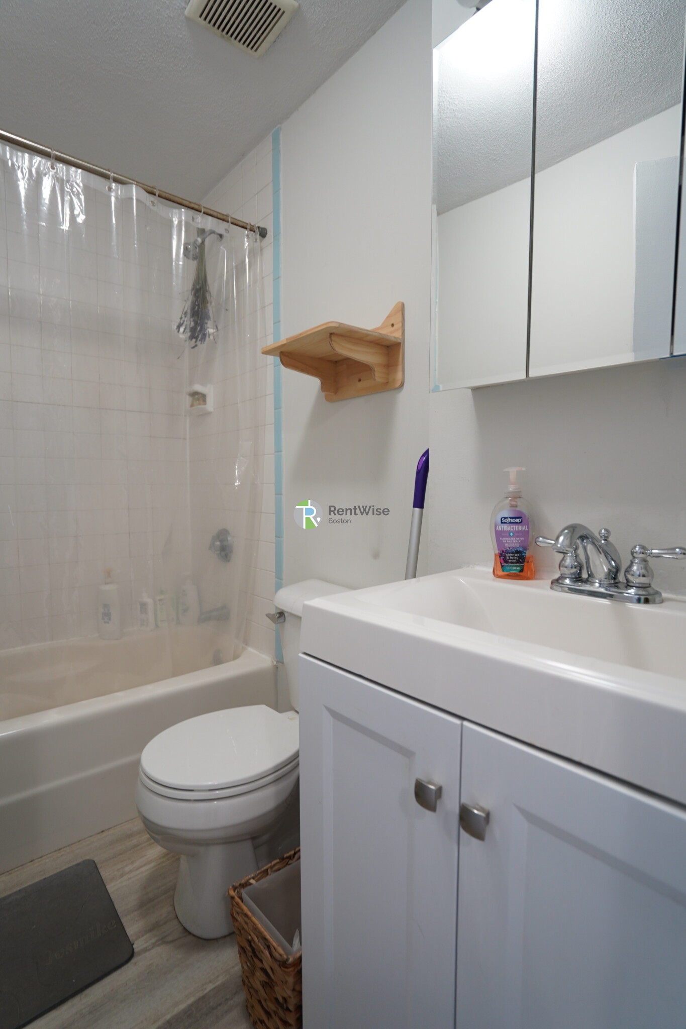 722 East 6th St, South Boston