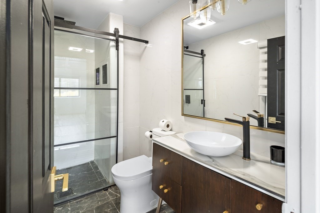 292 Salem St, Revere Beach