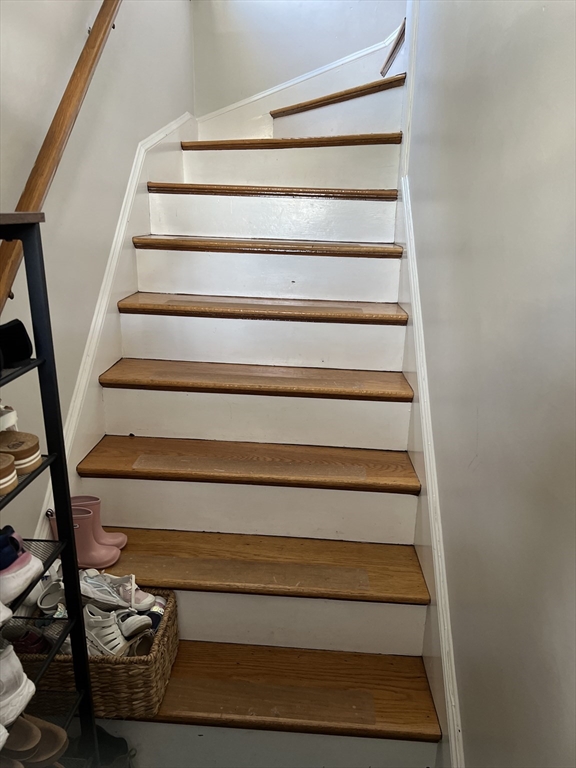 51 Linwood St, Medford