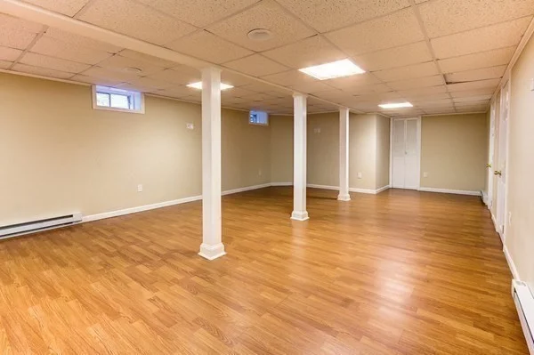 83 Odonnell Ave, Shrewsbury