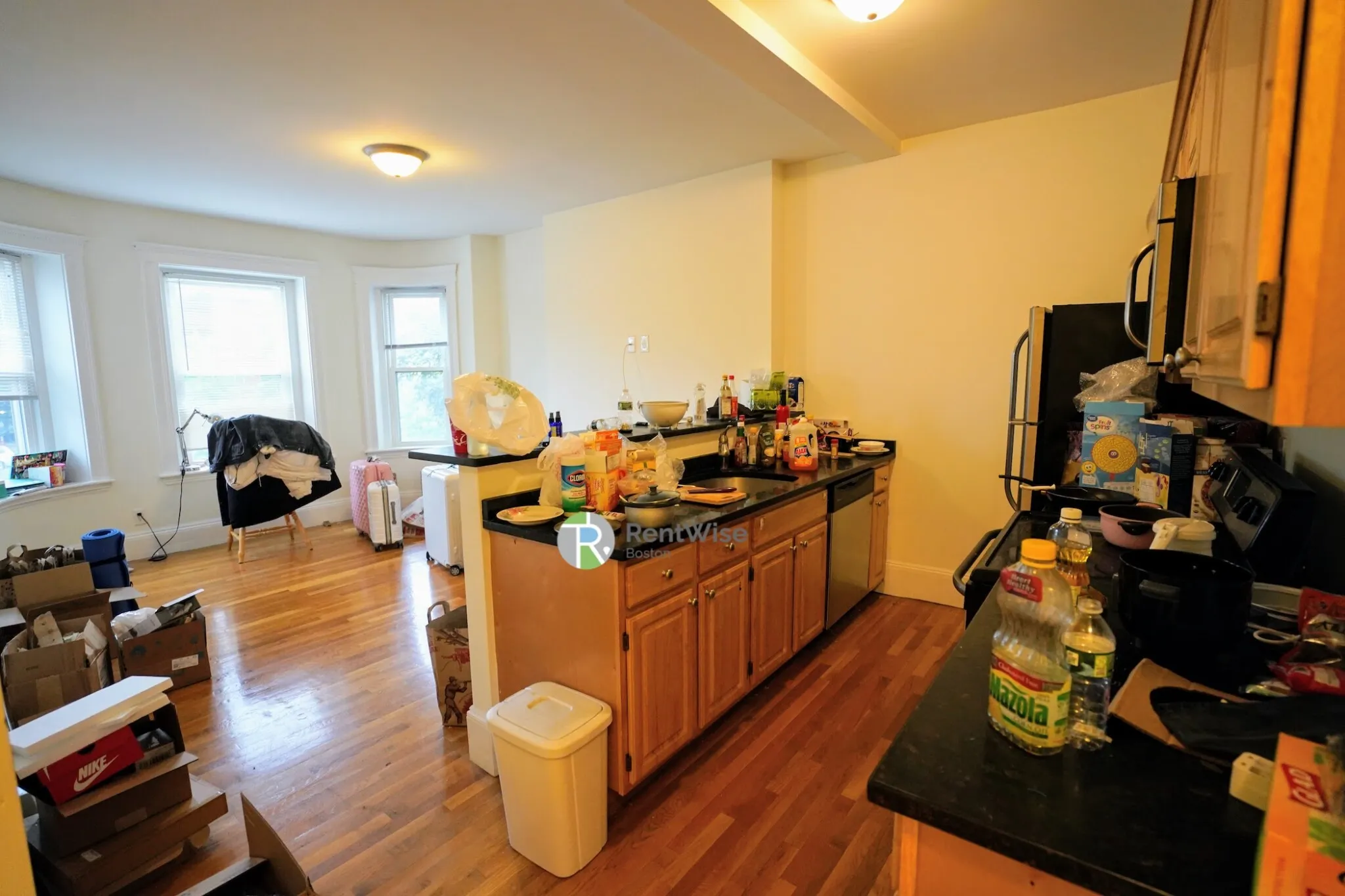 1322 Commonwealth Ave, Brighton