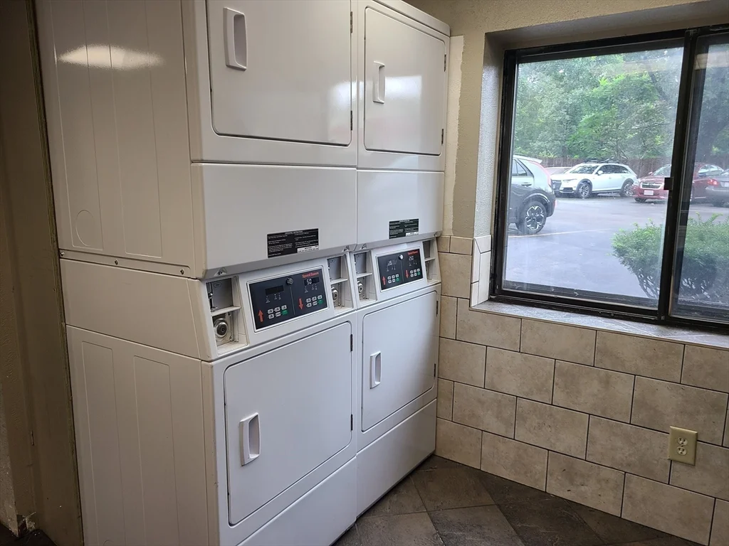 566 Washington St, Weymouth