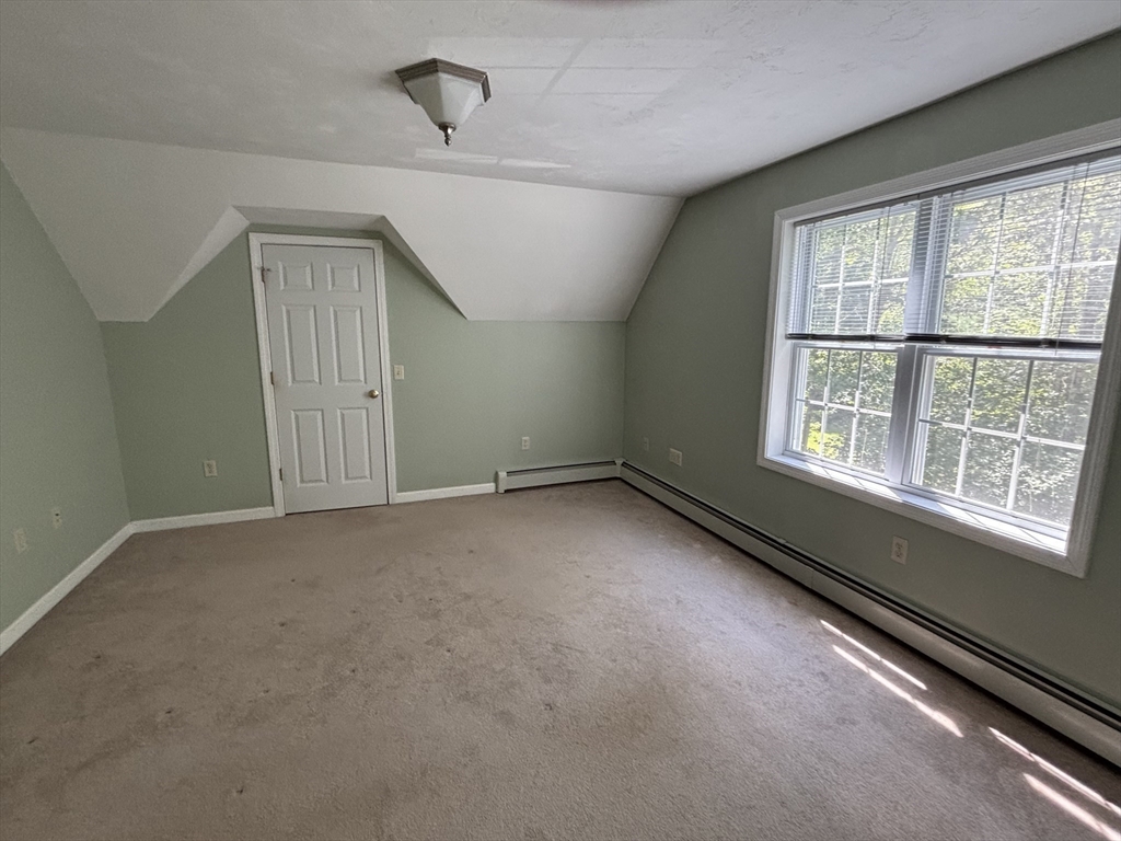 7 George Howard Rd, Hubbardston